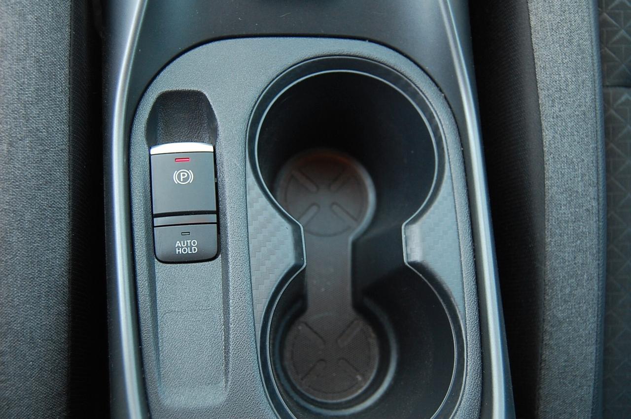 Nissan Juke 1.0 DIG-T 114 CV N-Connecta