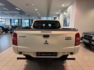 Mitsubishi L200 Double Cab L200 d.cab 2.4d Invite 4wd 154cv N1 E6