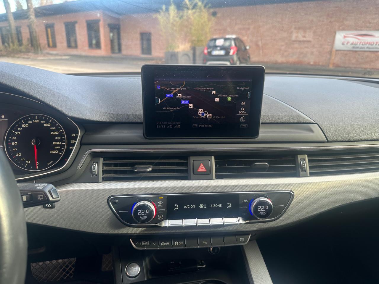 Audi A4 Avant 35 2.0 tdi 150cv s-tronic