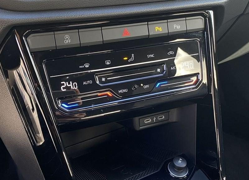 Volkswagen T-Roc R-Line 2.0 TDI 150CV DSG