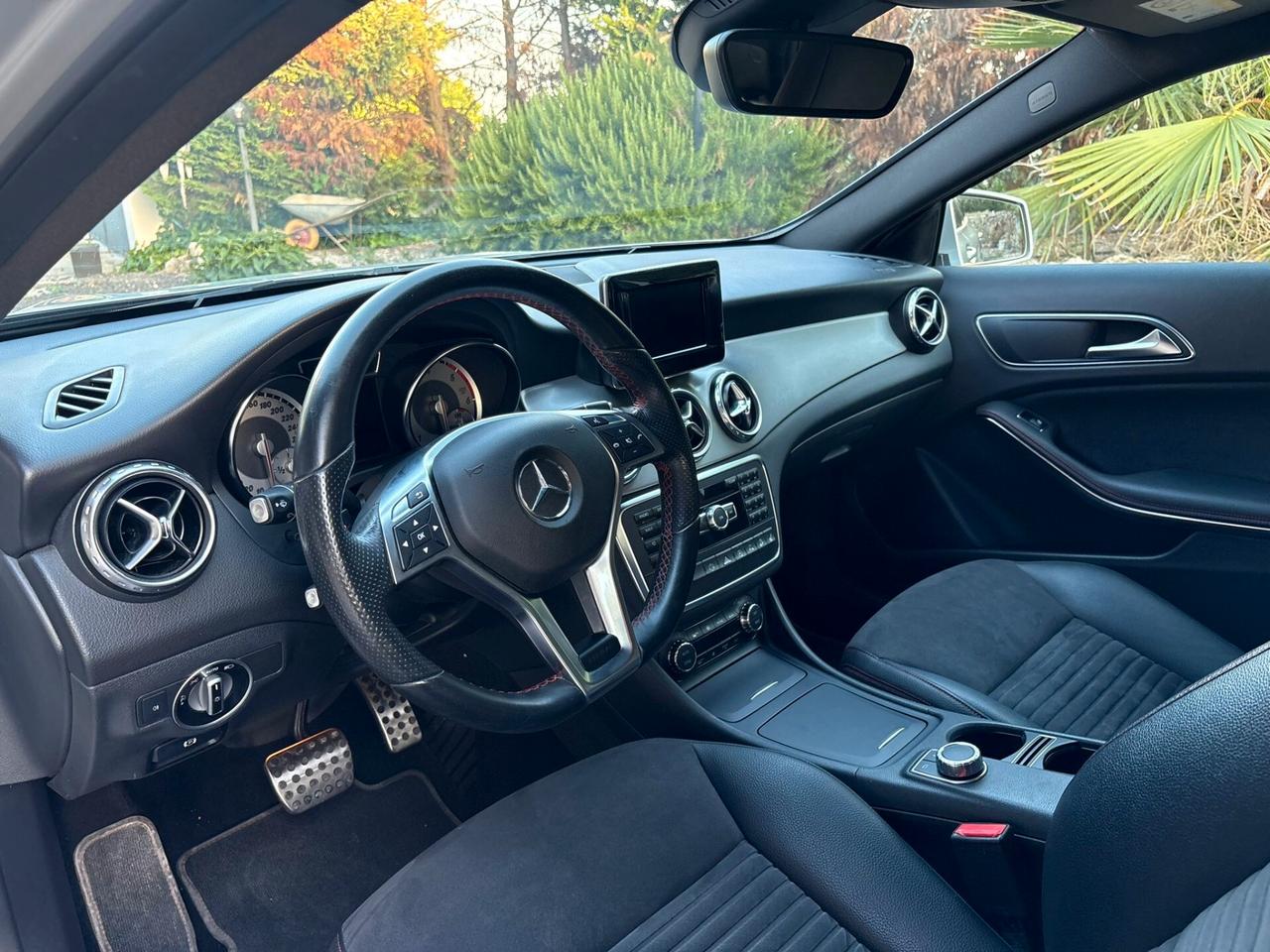 Mercedes-benz GLA 220 d Automatic 4Matic Premium