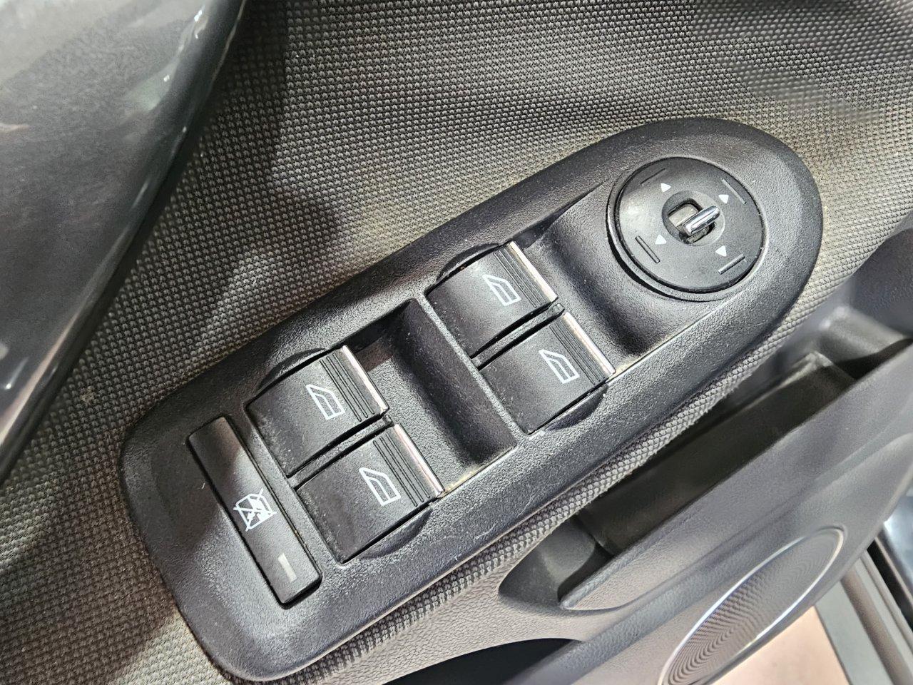 Ford Kuga 2.0 tdci Titanium 2wd 136cv dpf