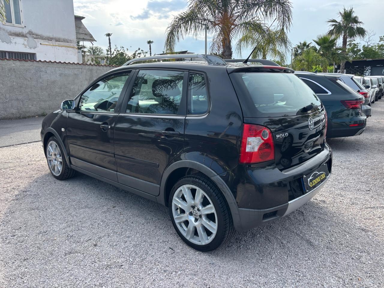 VOLKSWAGEN POLO FUN 1.2 BENZ 150.000KM