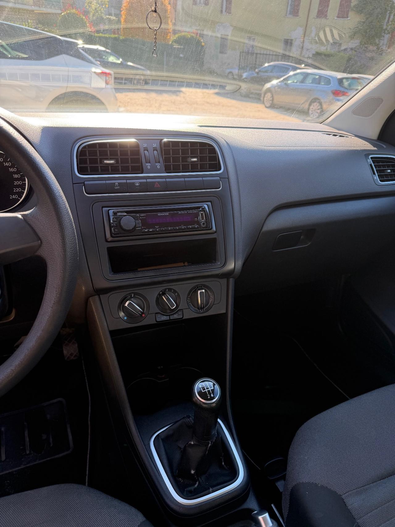 Volkswagen POLO 1.2 TDI DPF 5P NEOPAT KMCERT