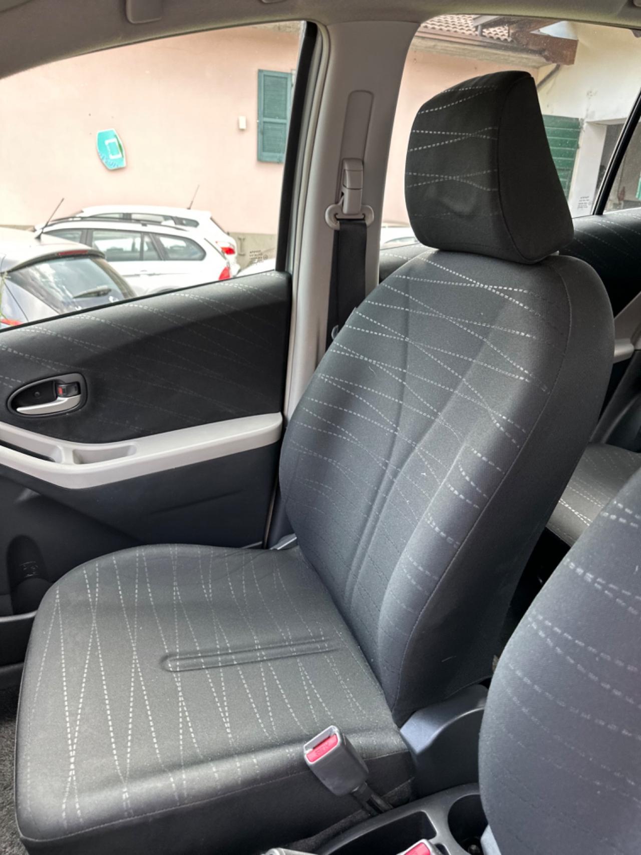 Toyota Yaris 1.3 5P AUTOMATICA SOL NEOPAT KMCERT GARANZ