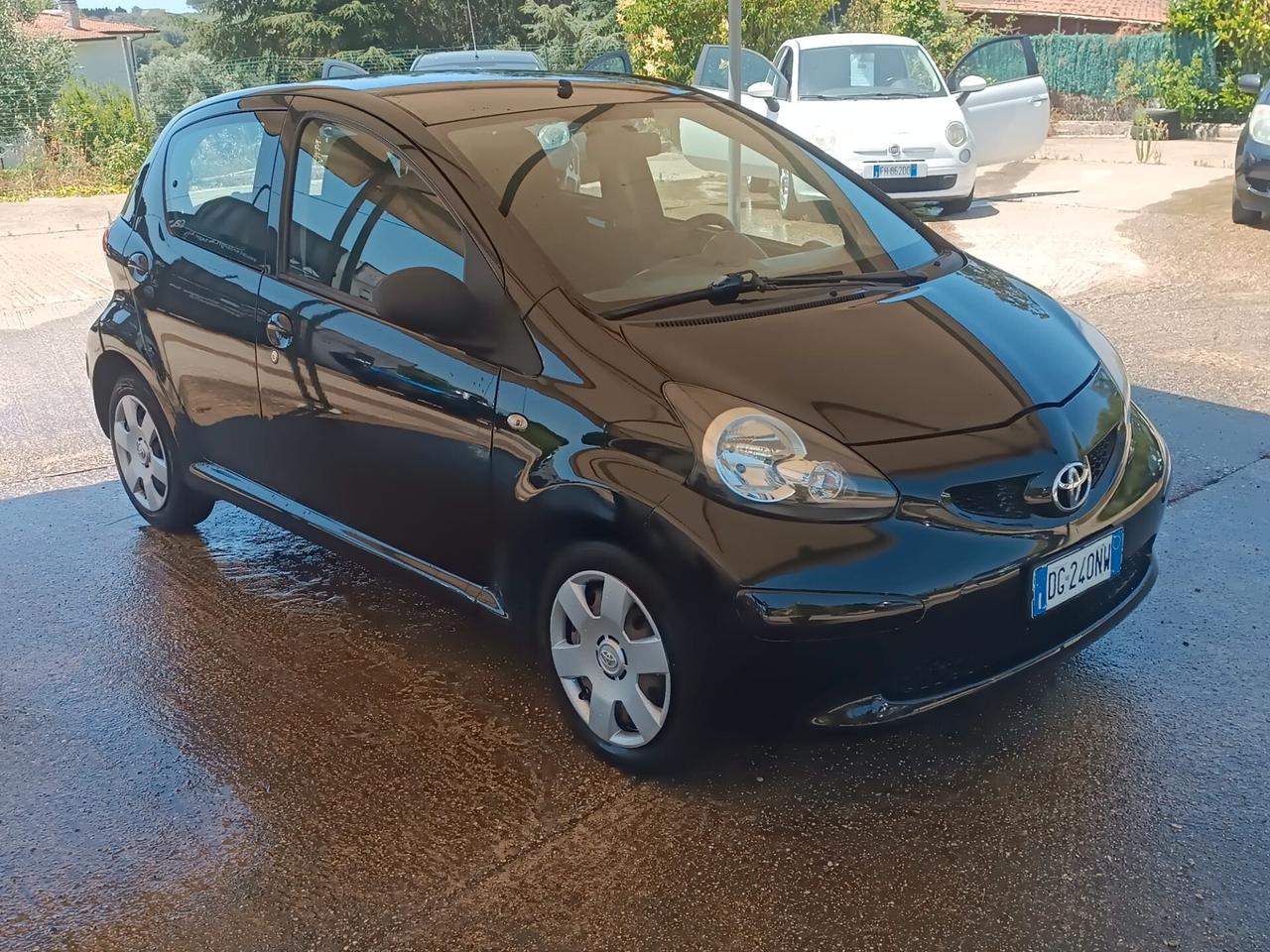 Toyota Aygo 1.0 5 porte Ok Neo Gar Rate