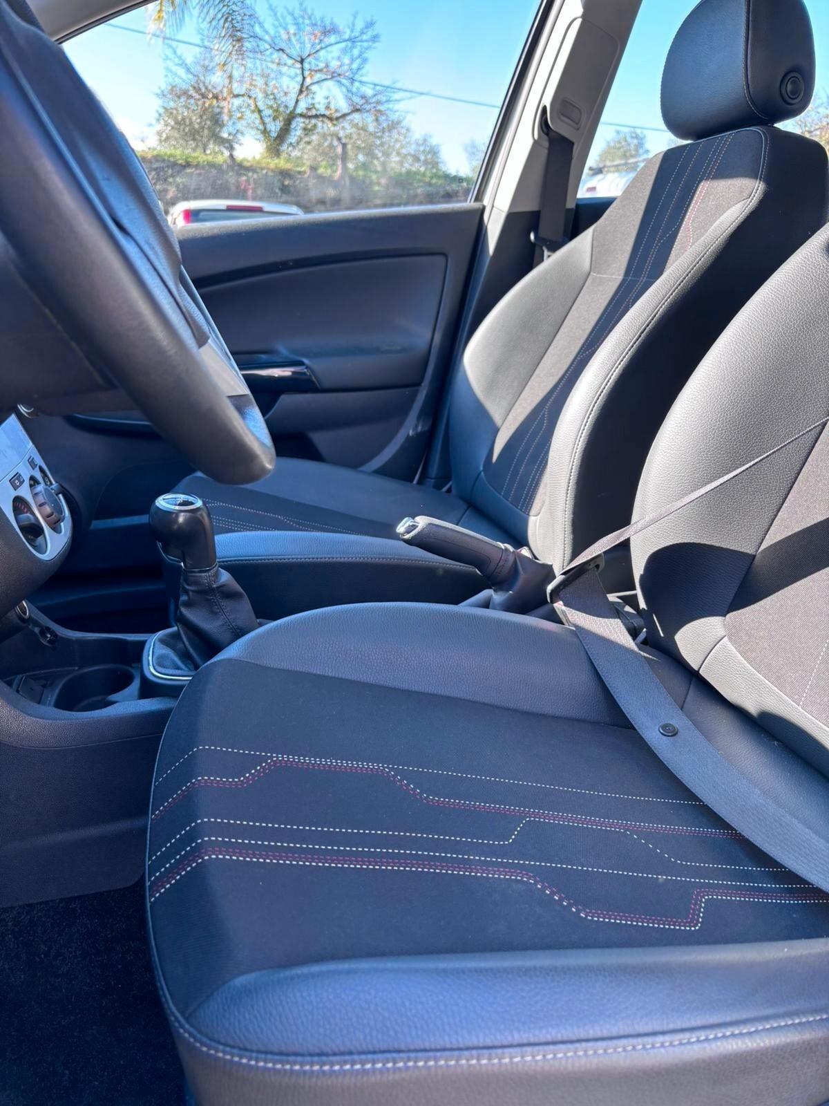 Opel Corsa 1.2 85CV GPL - 2012