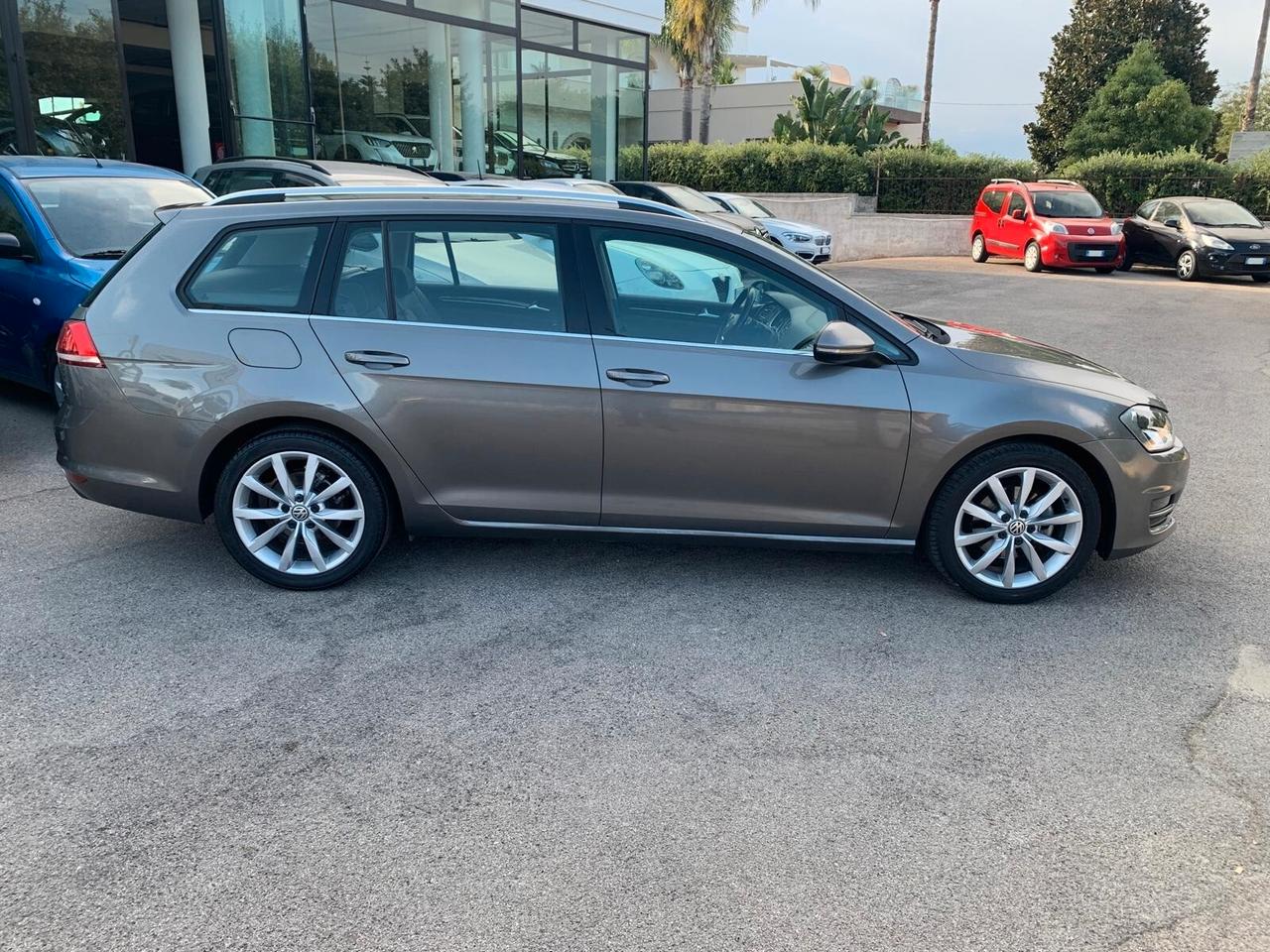 Volkswagen Golf Variant 7 1.6 tdi Highline 110cv