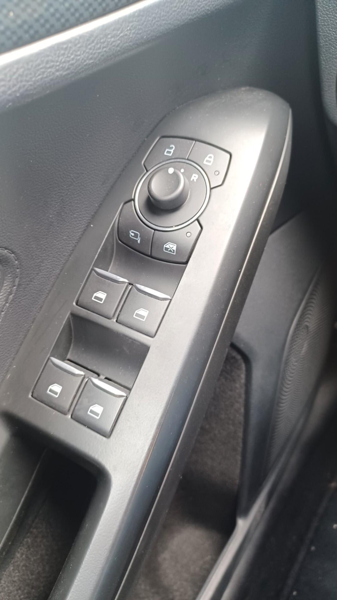 Ford Focus 1.0 EcoBoost Hybrid 125 CV Powershift SW ST-Line