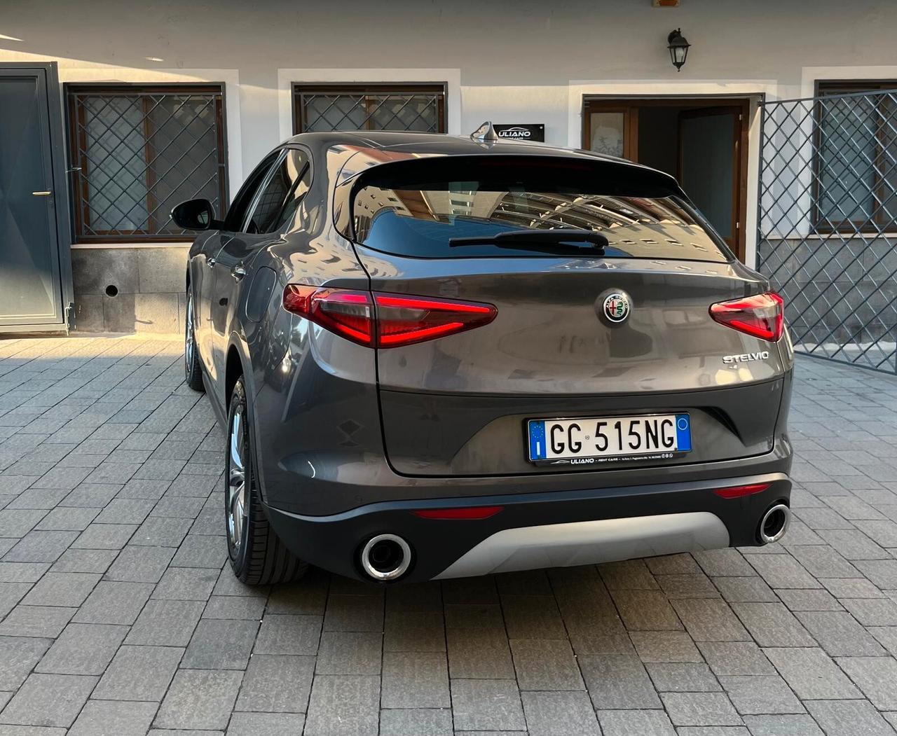 Alfa Romeo Stelvio 2.2 Turbodiesel 190 CV AT8 RWD Business