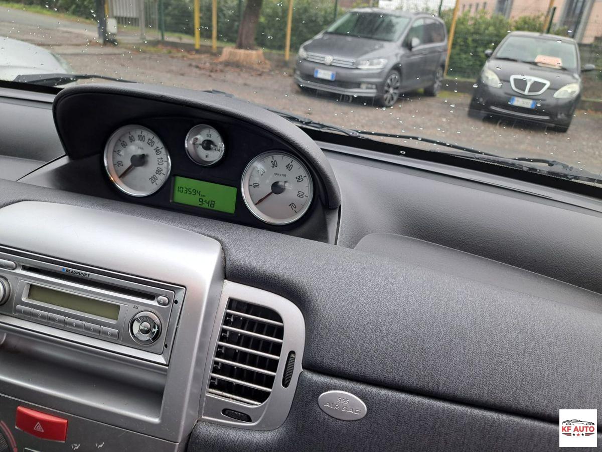 LANCIA - Ypsilon 1.2 8v Diva 69cv