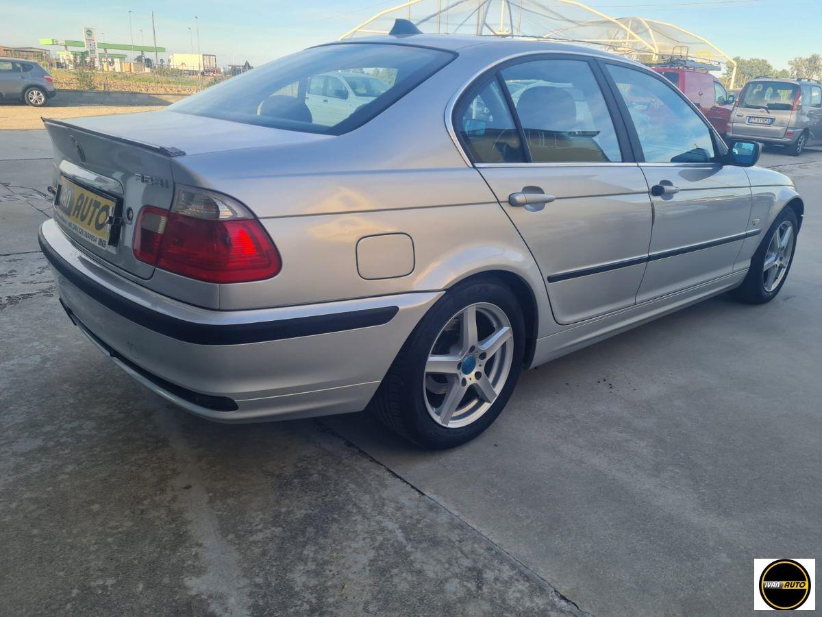 BMW Serie 3 (E46) 323i-Automatico