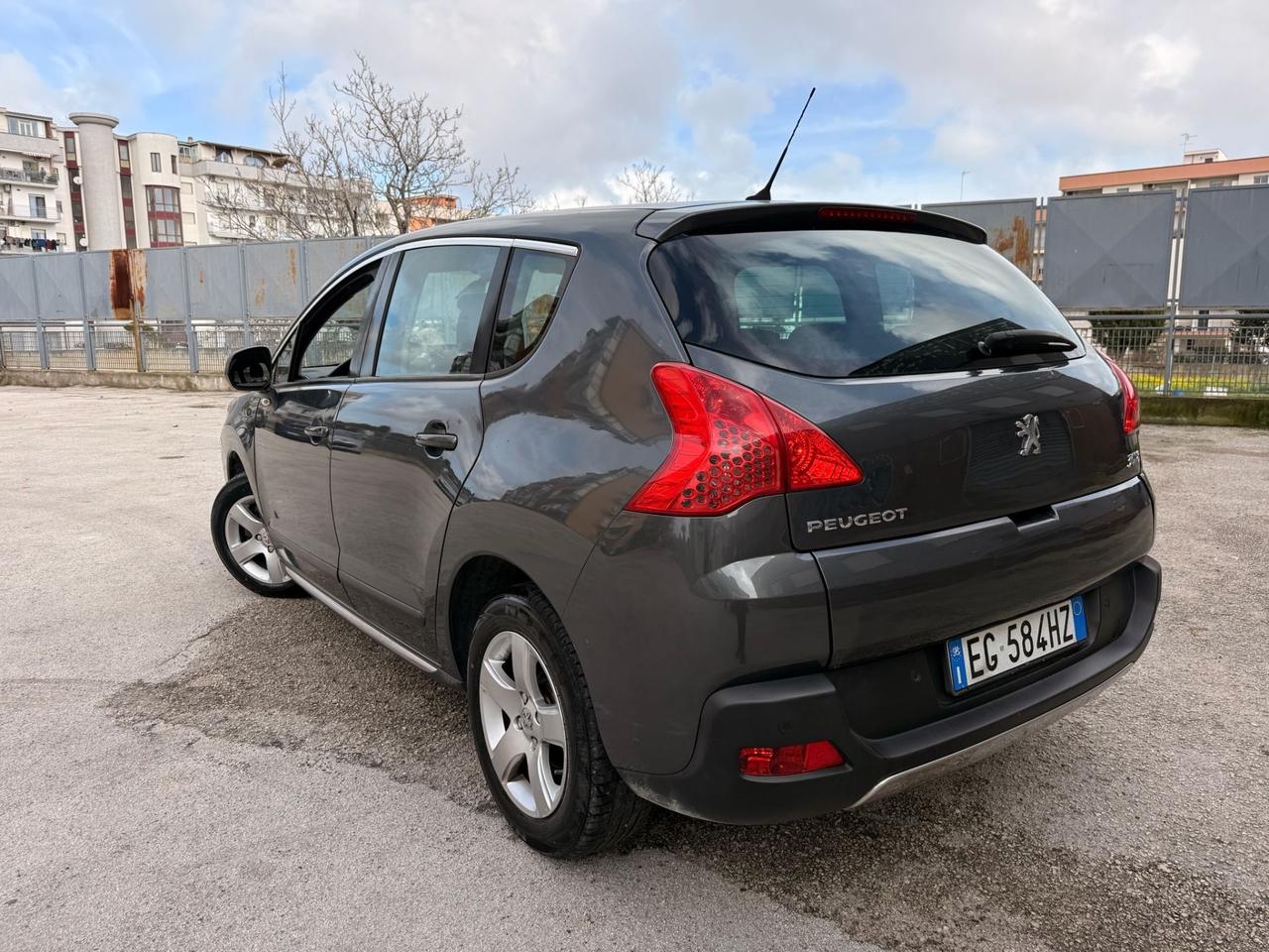 Peugeot 3008 1.6 HDi 112CV Business