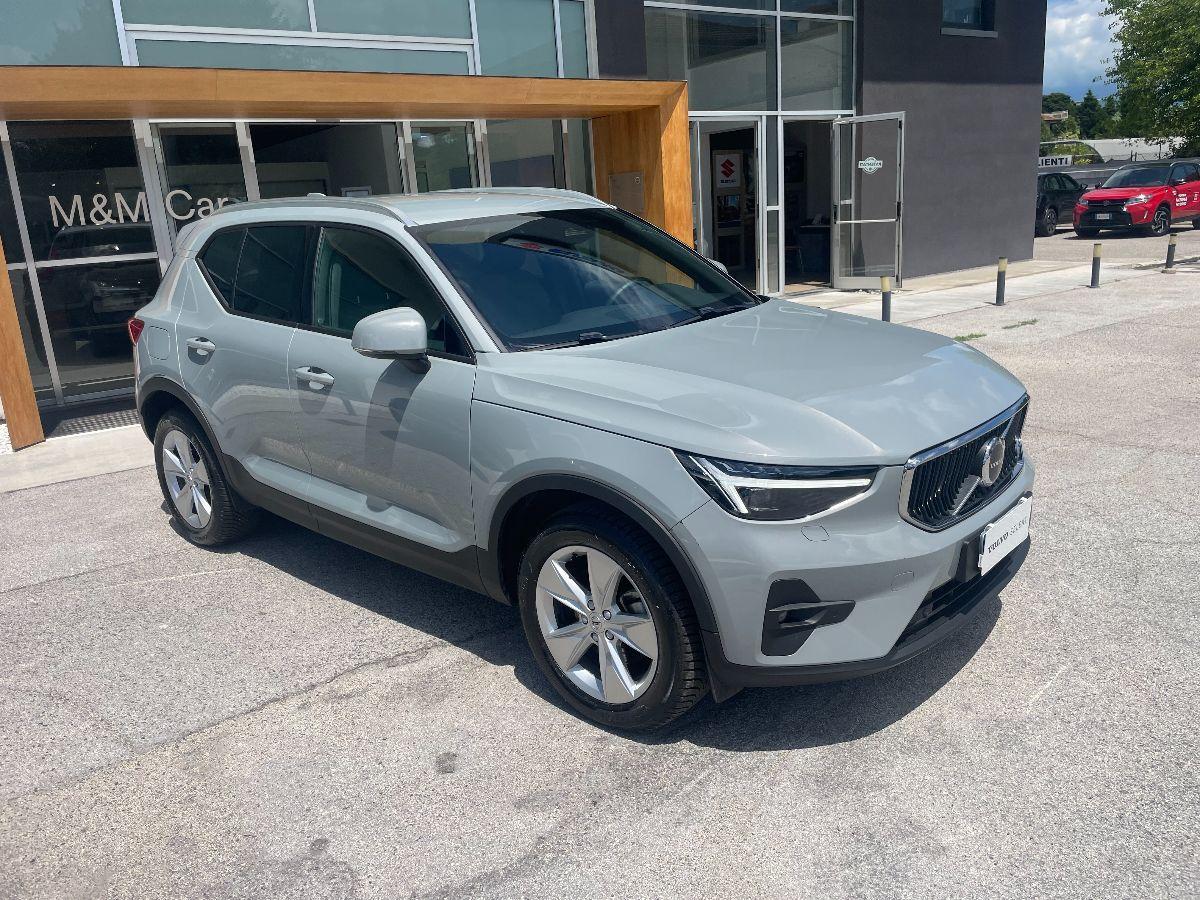 VOLVO - XC40 - B3 automatico Core