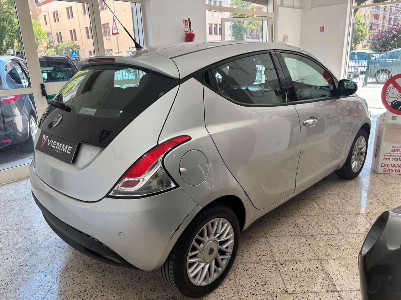 Lancia Ypsilon 1.2 69 CV 5 porte Elle