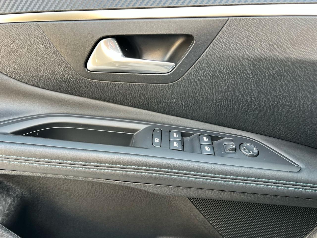 PEUGEOT 3008 1.5 BlueHDi 130CV 12\2020!!! ALLURE!!!