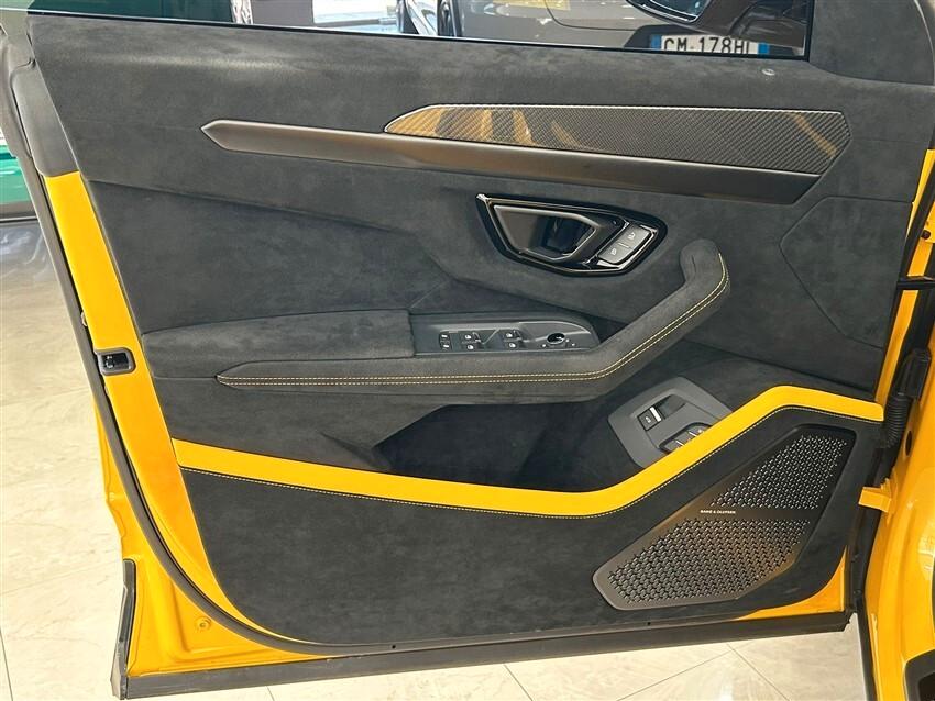 Lamborghini Urus 4.0 Performante
