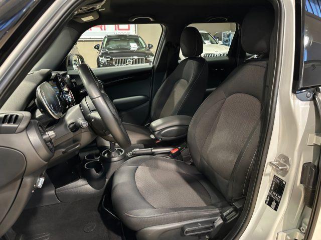 MINI Cooper 1.5 Classic 5 porte Auto -LED-16"-Carplay-Keyless-
