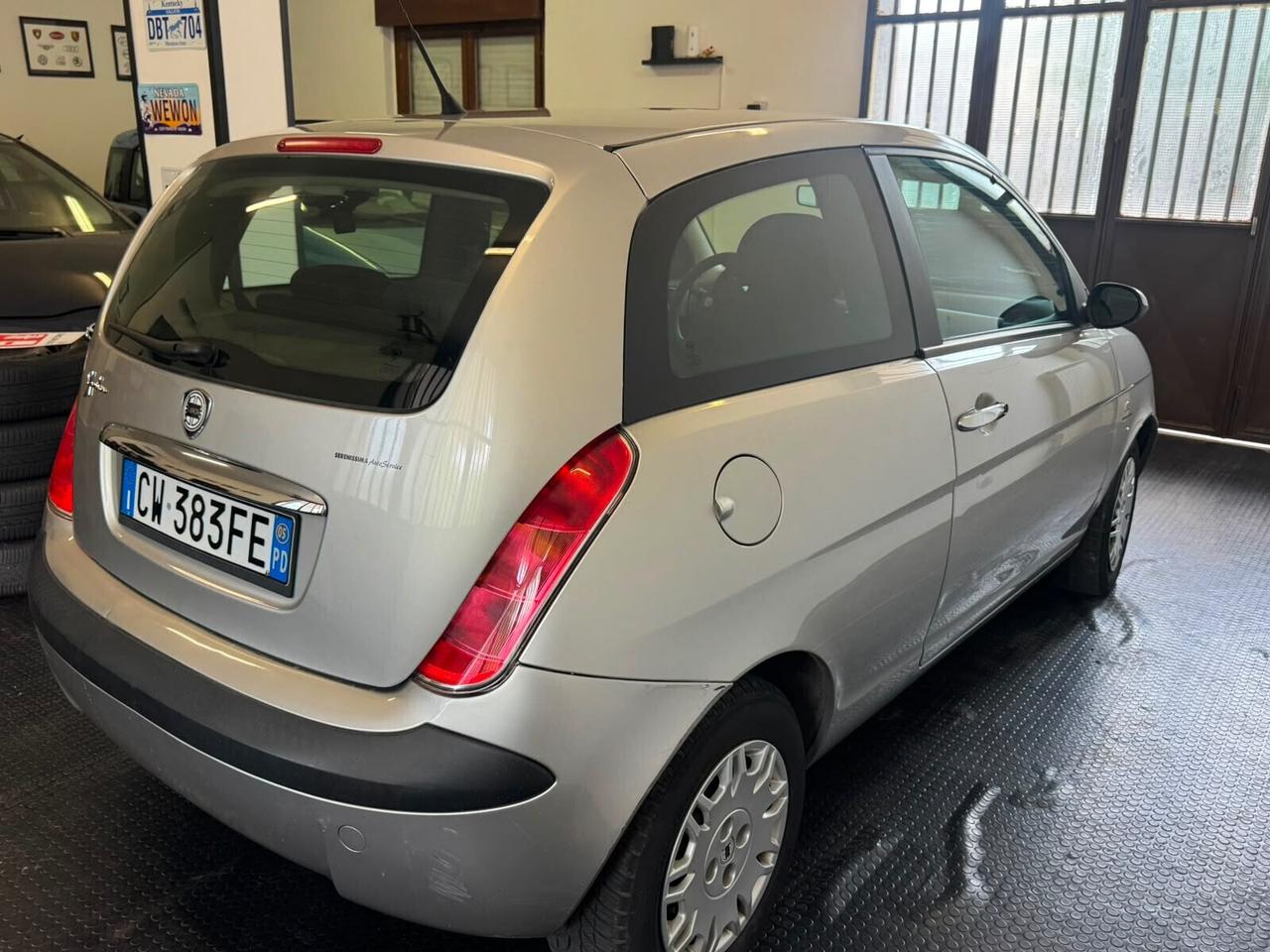 Lancia Ypsilon 1.2 Oro