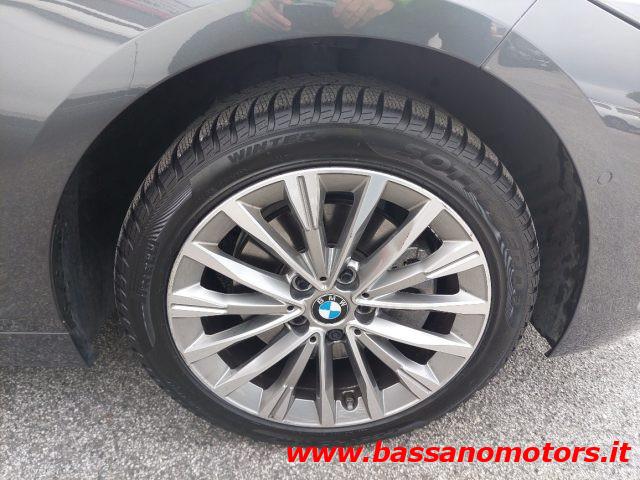 BMW 118 i 5p. Luxury PELLE TOTALE / NEOPATENTATI