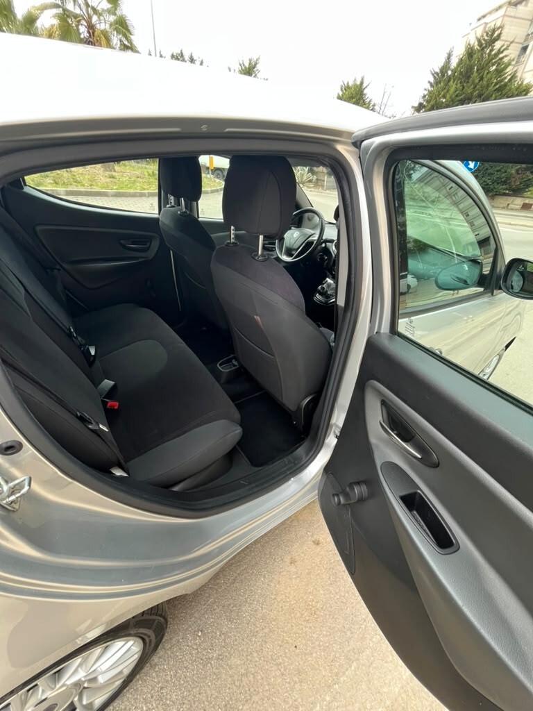 Lancia Ypsilon 1.2 Benzina 69 CV 2015