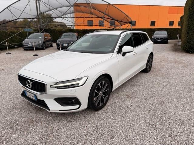 Volvo V60 2.0 b4 D 197 Cv Momentum Business Pro auto