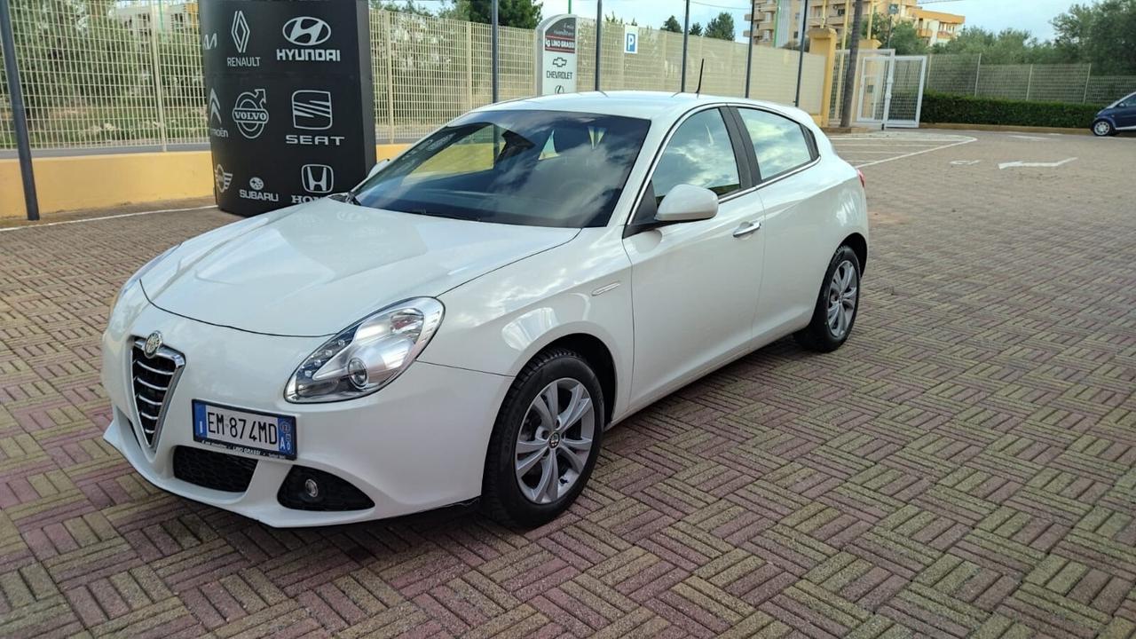 Alfa Romeo Giulietta 1.6 JTDm-2 105 CV Distinctive