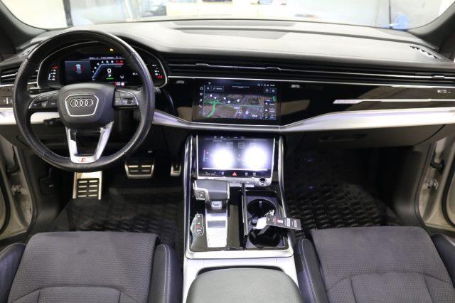 AUDI Q8 55 TFSI quattro tiptronic Sport PLUS S-LINE
