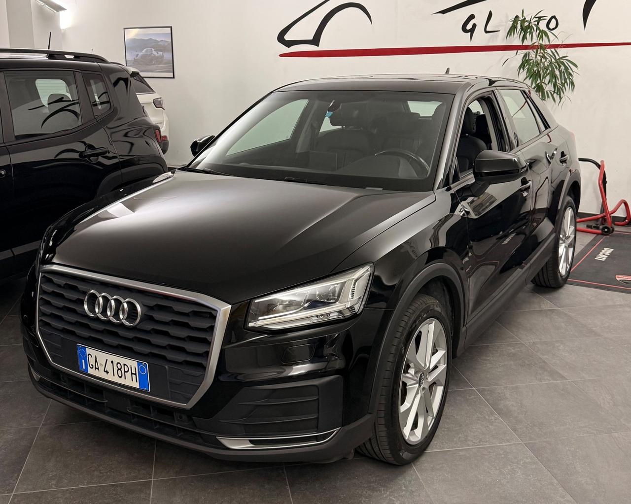 Audi Q2 30 TDI S tronic Business