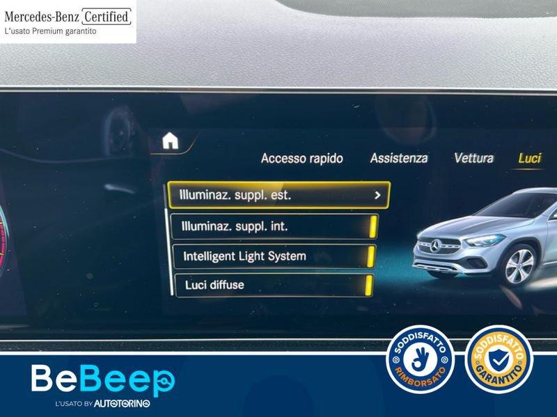 Mercedes-Benz GLA 200 D PREMIUM 4MATIC AUTO