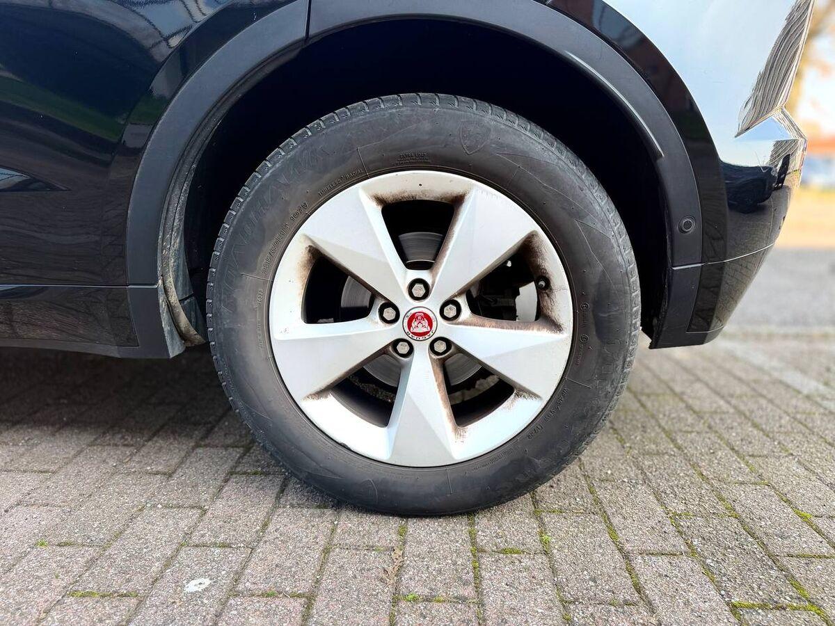 Jaguar E-Pace 2.0d i4 R-Dynamic awd 150cv auto