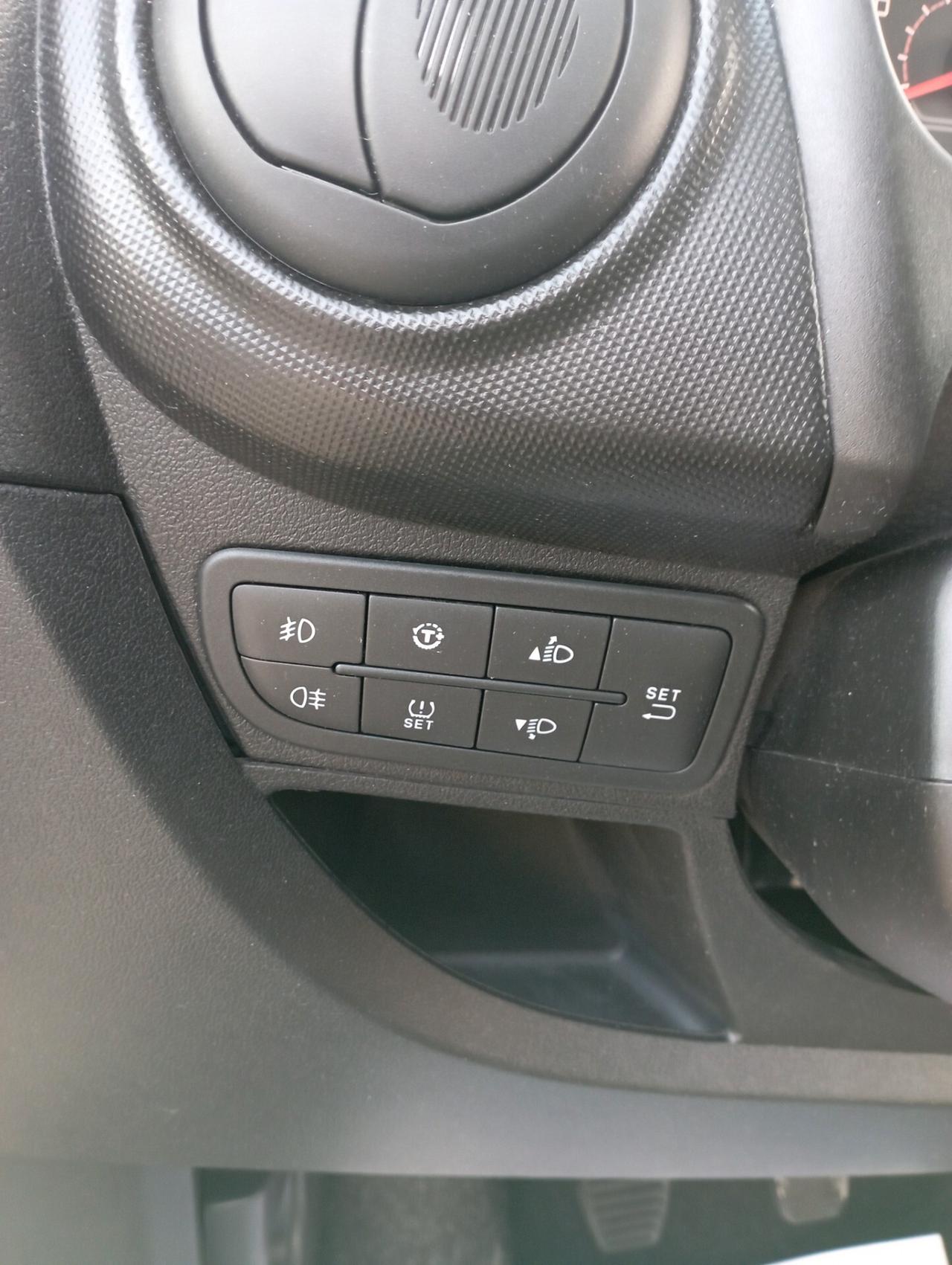 Fiat Qubo 1.3 MJT 95 CV Trekking