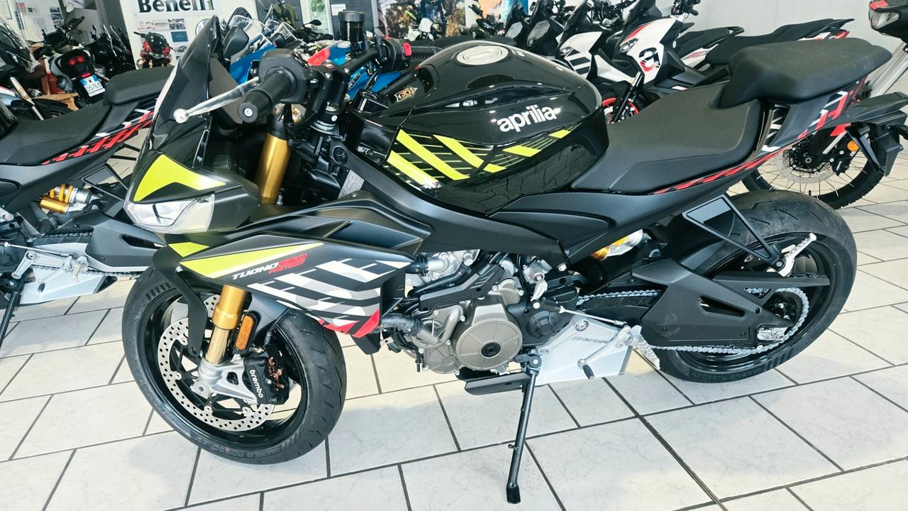 Aprilia Tuono 660
