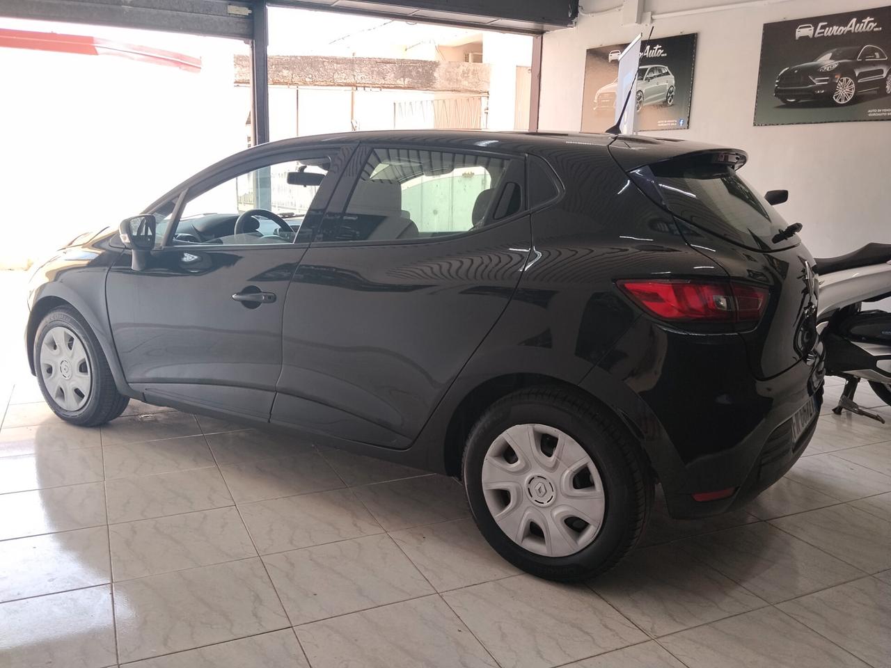 Renault Clio 1.5 diesel 2018 CON GARANZIA