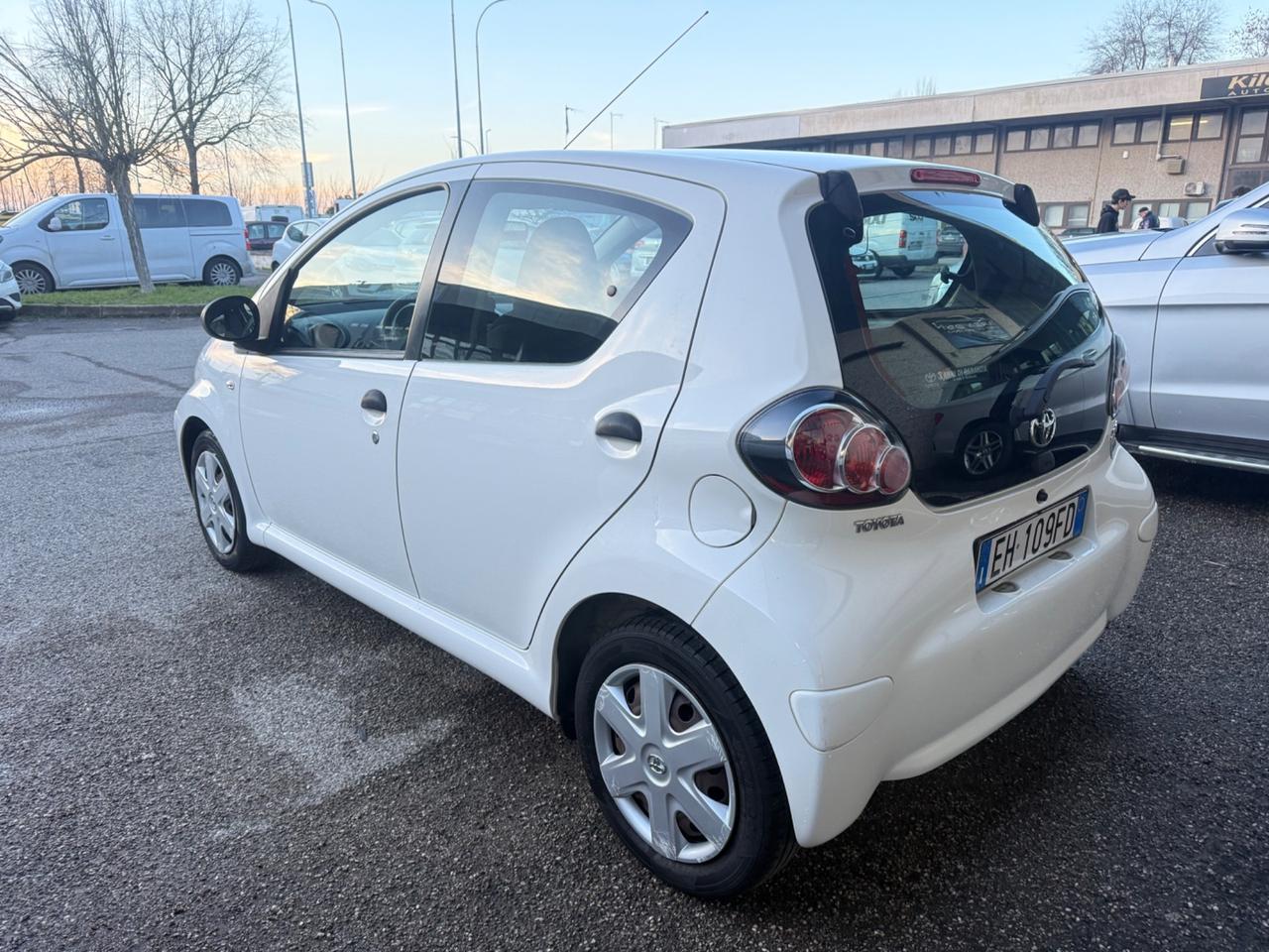 Toyota Aygo 1.0 12V VVT-i 5 porte Deep Ocean Connect