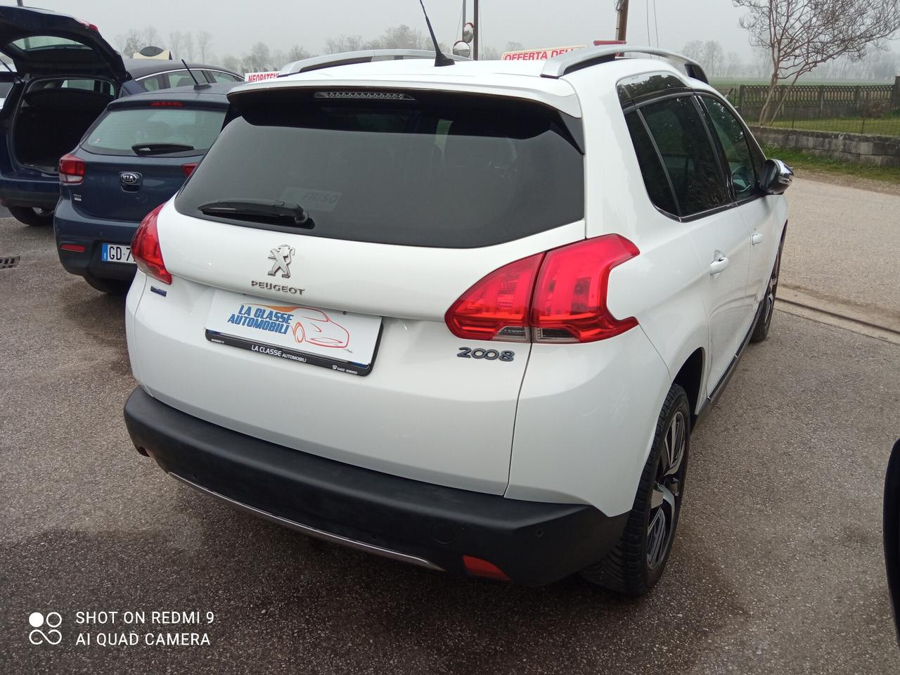 Peugeot 2008 BlueHDi 100 ACTIVE 5P NAVI