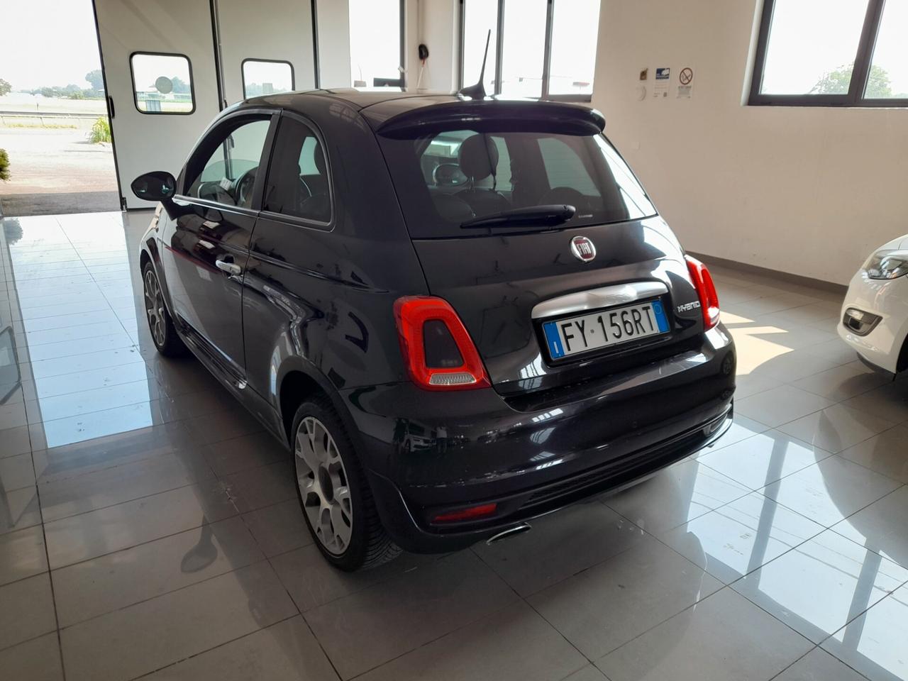 Fiat 500 1.0 Hybrid Rockstar