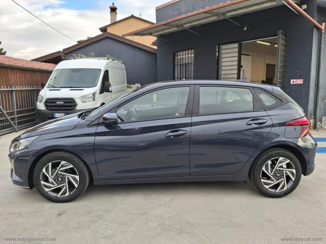 HYUNDAI i20 1.2 MPI MT Connectline
