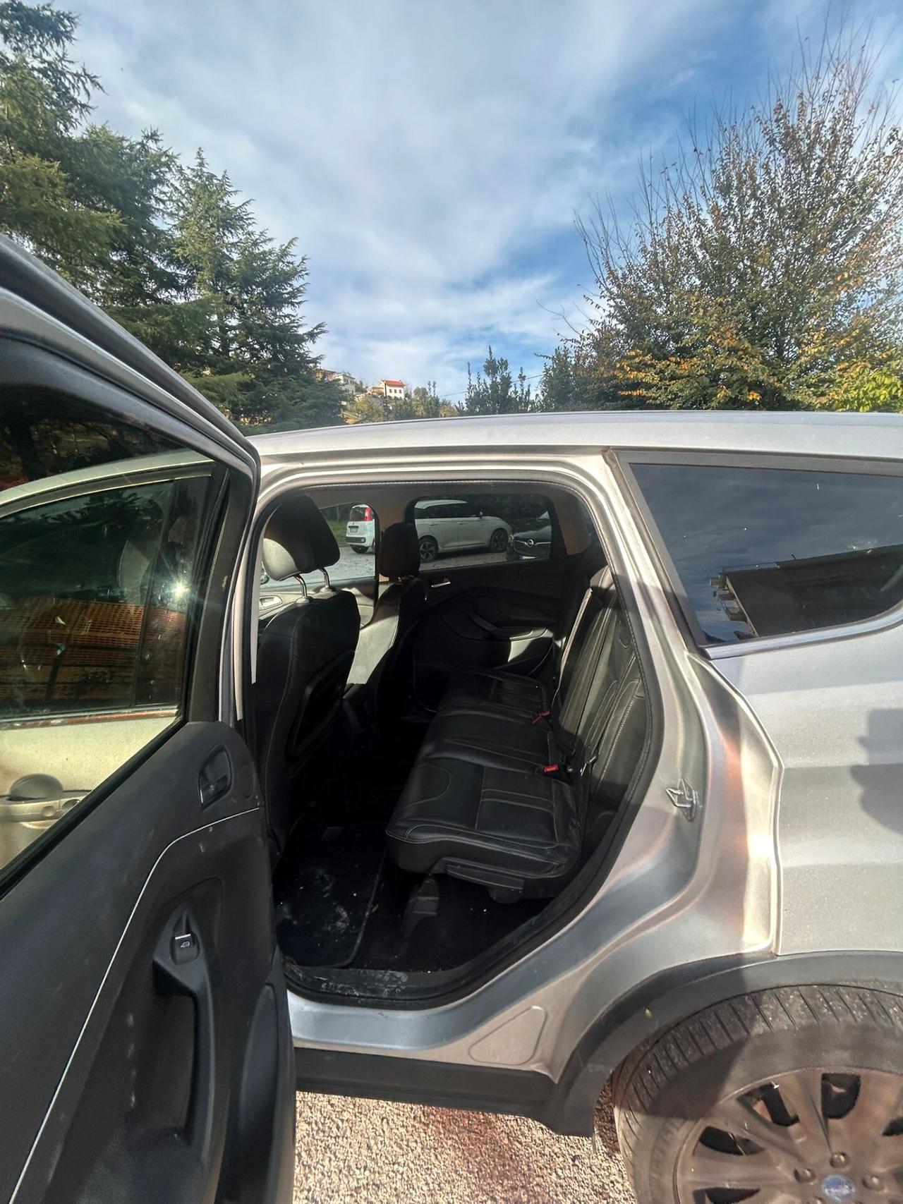 Ford Kuga 2.0 TDCI 150 CV S&S 4WD Titanium