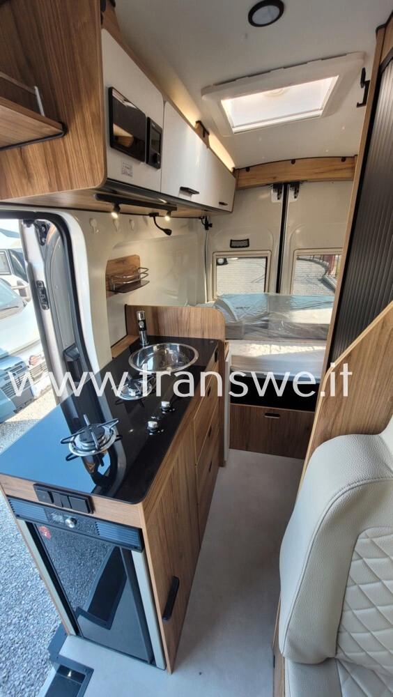 Ford Font Vendome Forty Van 4x4