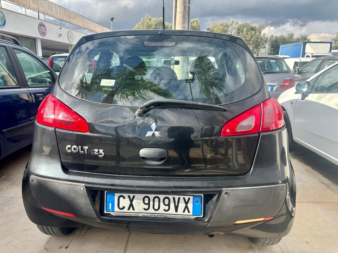 Mitsubishi Colt 1.1 12V 3p. 167000 km