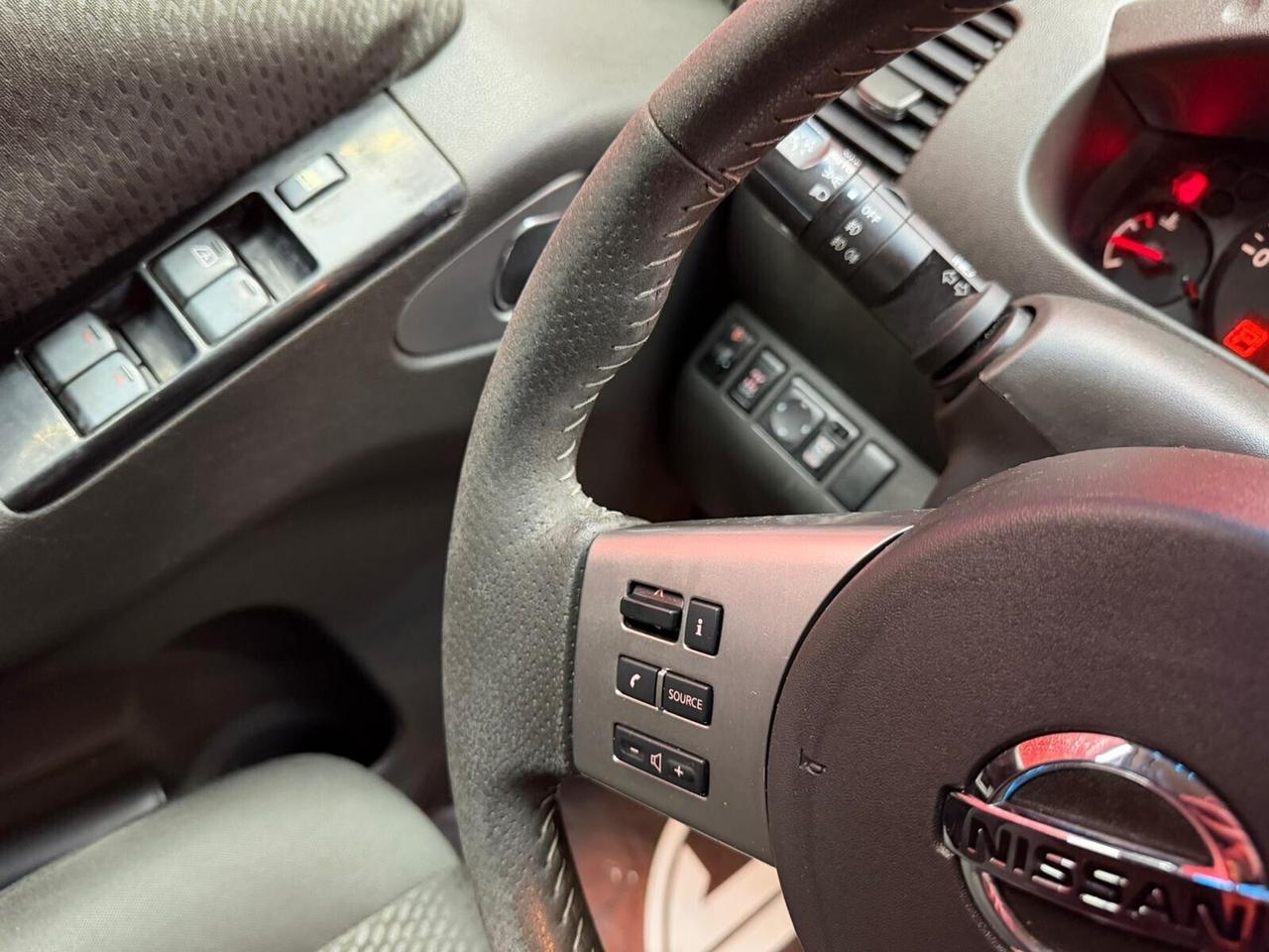 Nissan Navara 2.5 dCi 190CV 4 porte Double Cab LE UNICO PROPRIETARIO