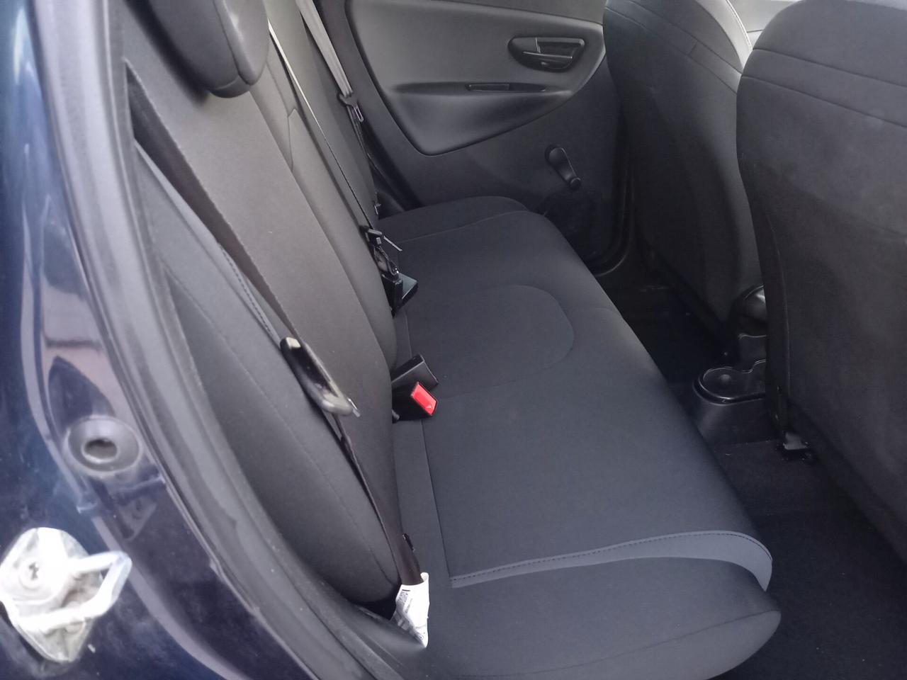 Lancia Ypsilon 1.2 69 CV 5 porte Gold