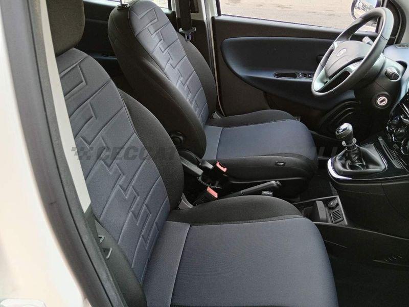 Lancia Ypsilon Ypsilon 1.0 firefly hybrid Platino s&s 70cv