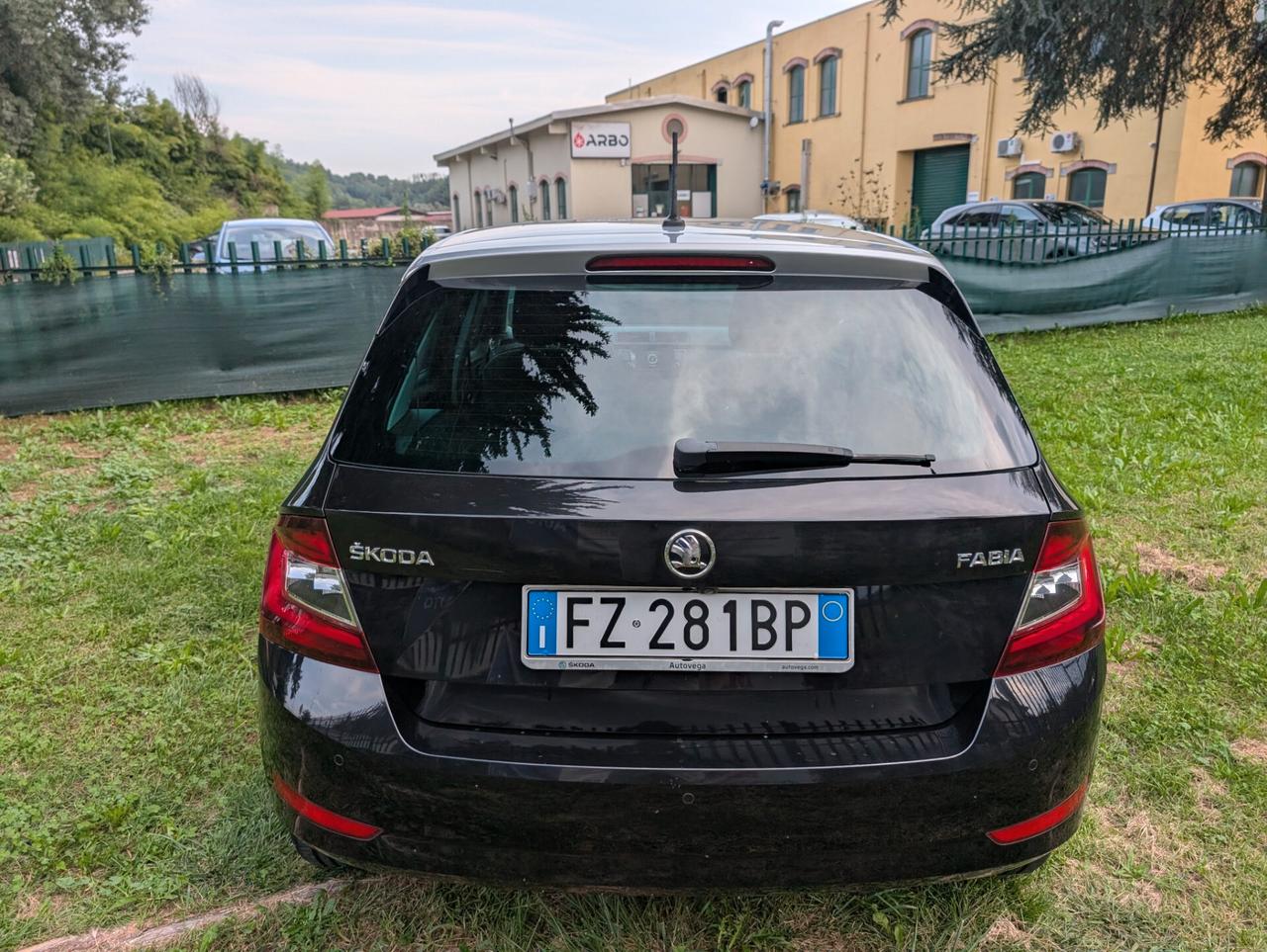 Skoda Fabia 1.0 MPI 60 CV Twin Color Argento UNICO PROPRIETARIO