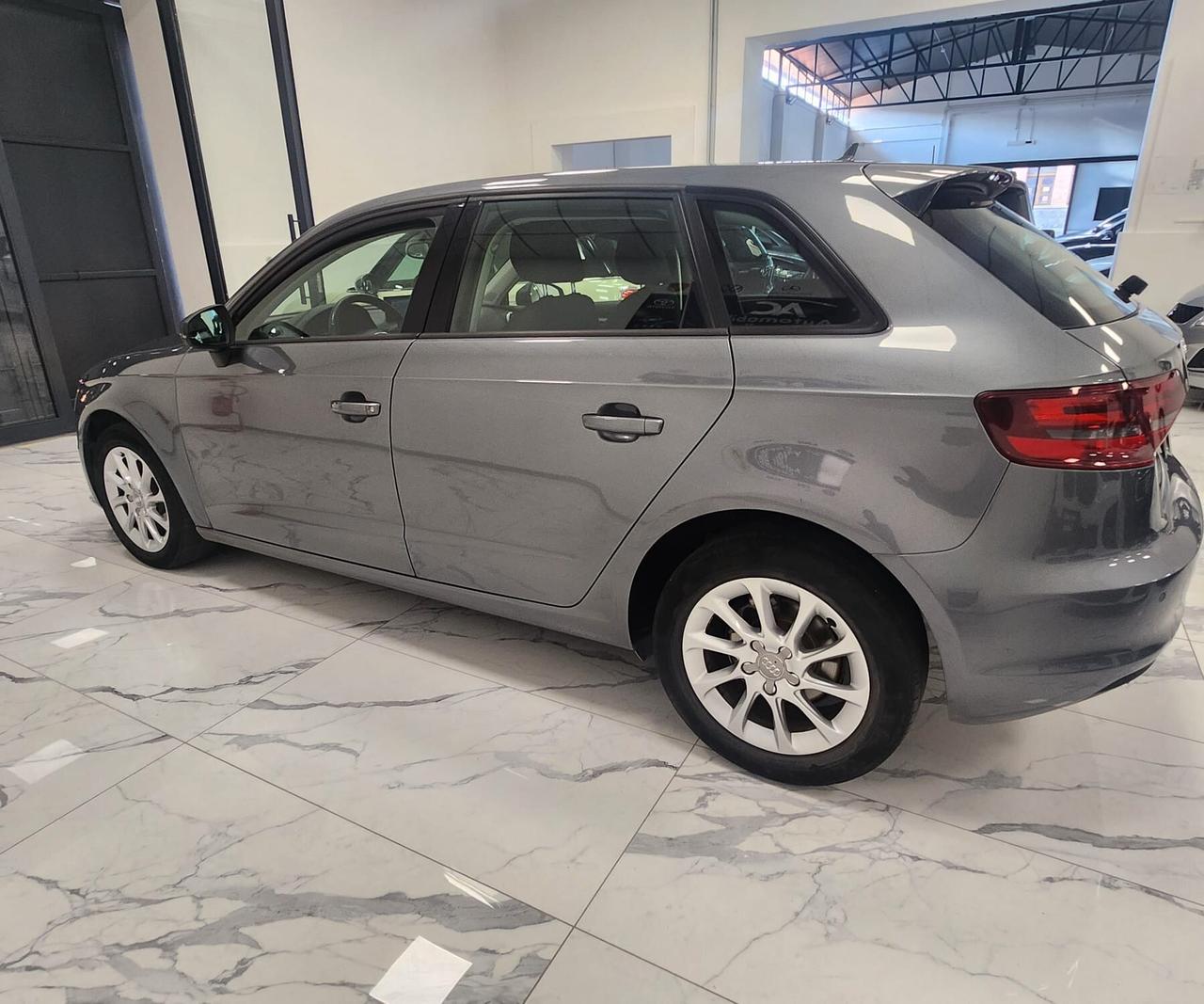 Audi A3 SPB 1.6 TDI clean diesel S tronic Admired
