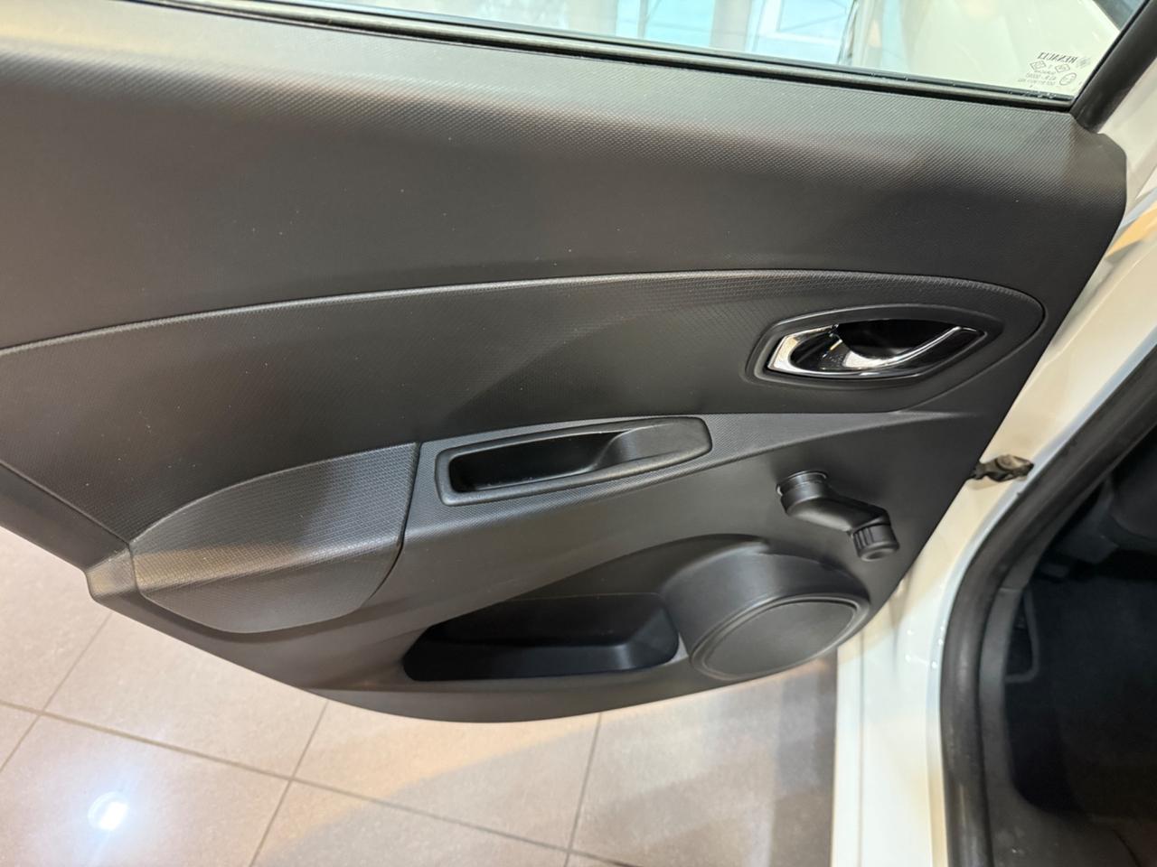 Renault Clio 5p 1.5 dci Live 75cv NEOPATENTATI !