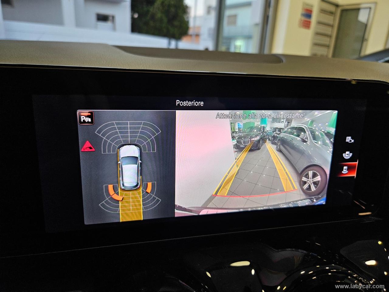 MERCEDES-BENZ GLA 180 d Automatic Business Extra