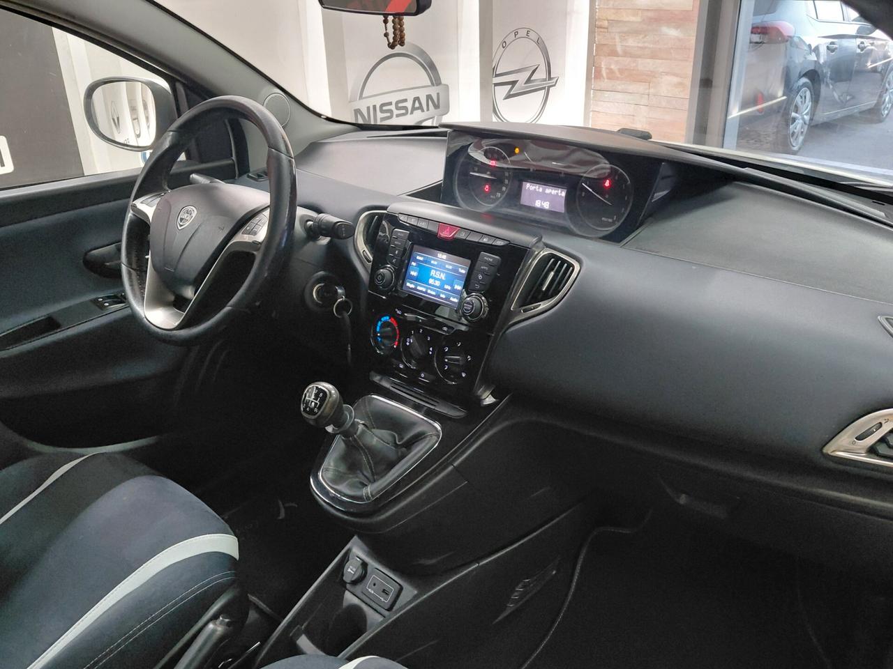 Lancia Ypsilon 1.2 69 CV 5 porte Mya soli 96000 km