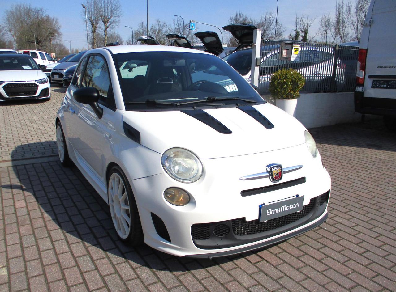 Abarth 500 1.4 16v turbo t-jet 160cv Esseesse